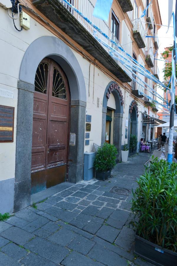 L'Aurora Azzurra -Luxury Suites Sorrento Coast Пьяно-ди-Сорренто Экстерьер фото